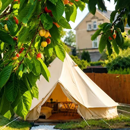 Luxury tent Glamping- Einzigartiges Zelten Im Ruhigen Garten Umgeben Von Obstbaeumen *